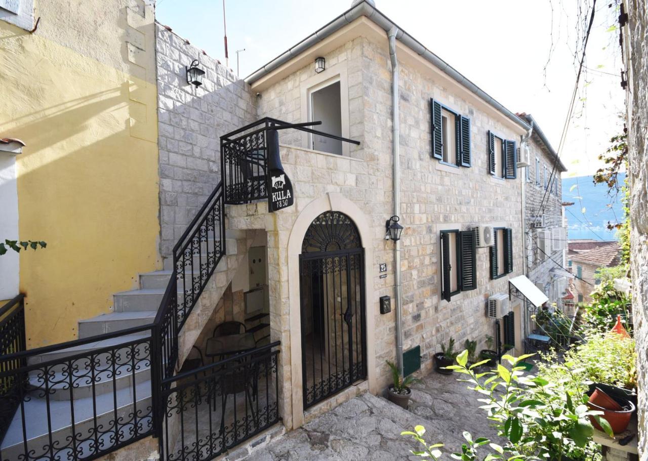 Vila Kula 1830 Apartments Herceg Novi Ngoại thất bức ảnh